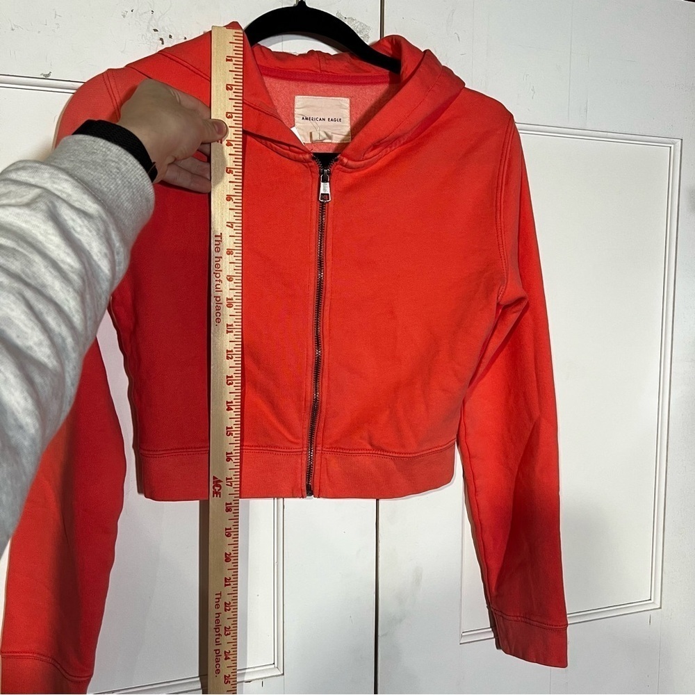 NWT American Eagle Cropped Zip-Up Hoodie Coral Size Medium - Picture 5 of 7